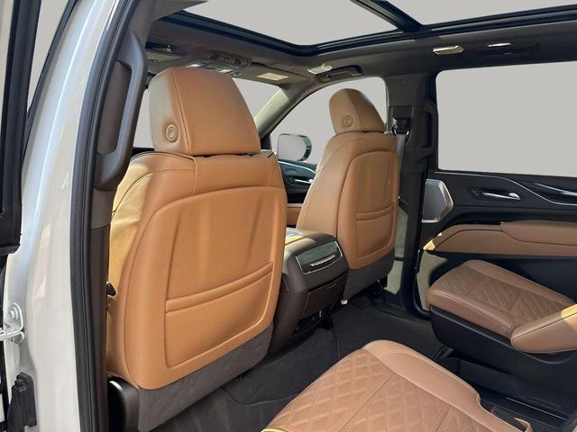 Photo of 2022 Crystal White Tricoat Cadillac Escalade ESV