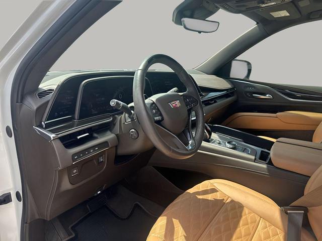 Photo of 2023 Crystal White Tricoat Cadillac Escalade