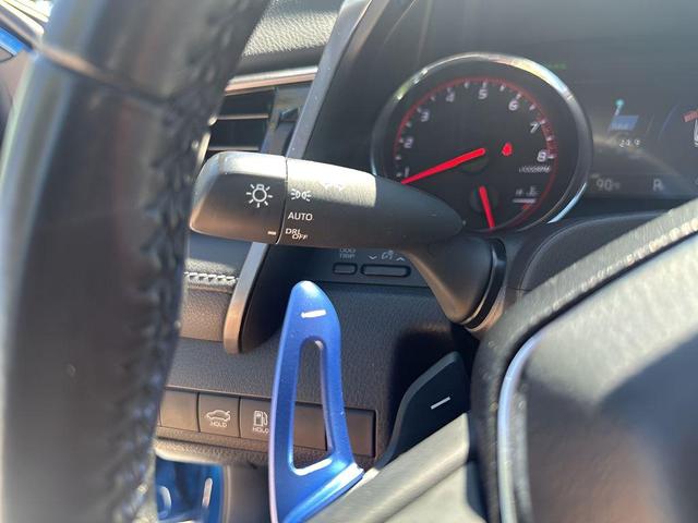 Photo of 2020 Blue Toyota Camry