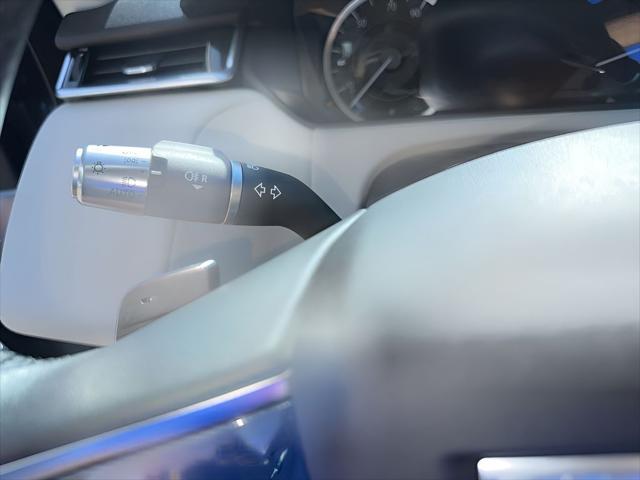 Photo of 2023 Byron Blue Metallic Land Rover Range Rover Velar