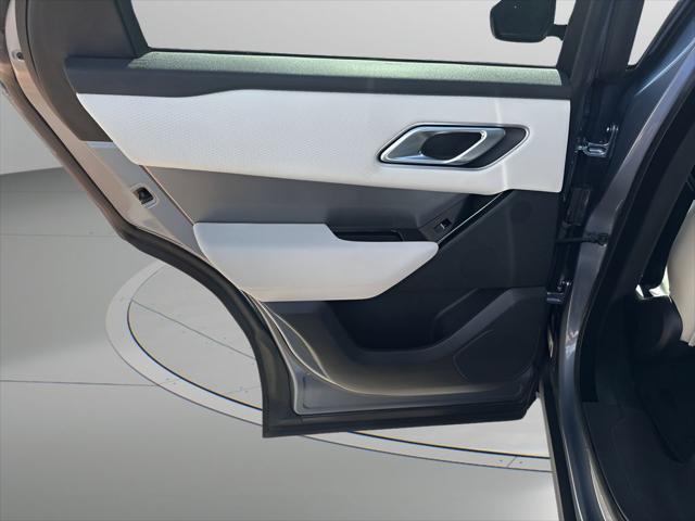 Photo of 2023 Byron Blue Metallic Land Rover Range Rover Velar