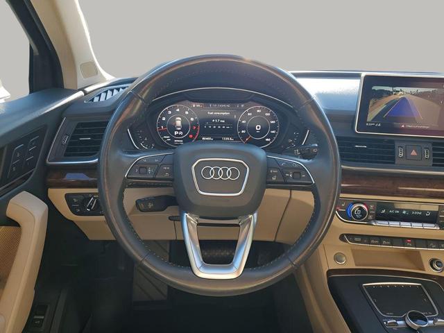 Photo of 2018 Blue Audi Q5