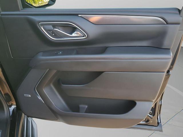 Photo of 2023 Black Chevrolet Tahoe