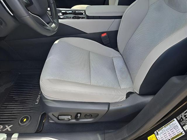 Photo of 2023 Nebula Gray Pearl Lexus RX 350