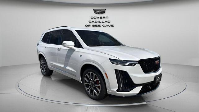 Photo of 2025 Crystal White Cadillac XT6