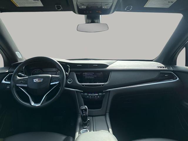 Photo of 2023 Argent Silver Metallic Cadillac XT6