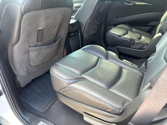 Photo of 2016 Crystal White Tricoat Cadillac Escalade