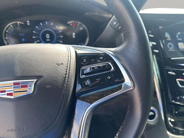 Photo of 2016 Crystal White Tricoat Cadillac Escalade