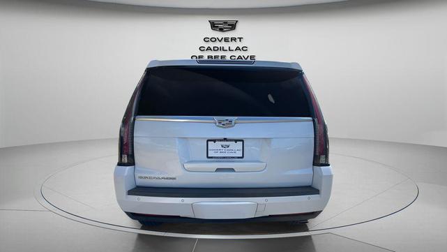 Photo of 2016 Crystal White Tricoat Cadillac Escalade