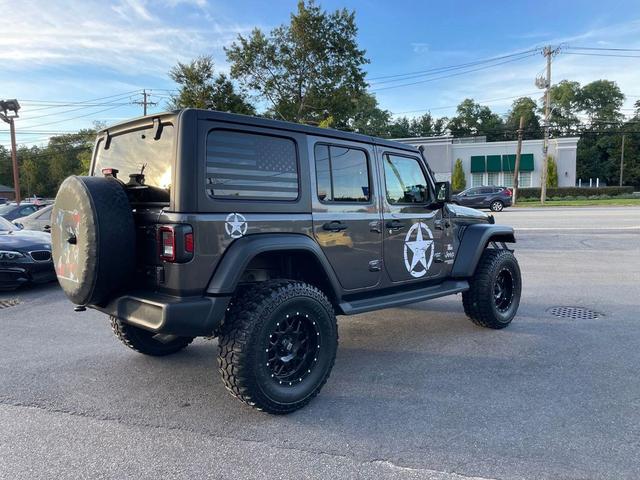Photo of 2018 Granite Crystal Metallic Clearcoat Jeep Wrangler Unlimited