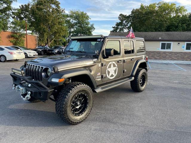 Photo of 2018 Granite Crystal Metallic Clearcoat Jeep Wrangler Unlimited