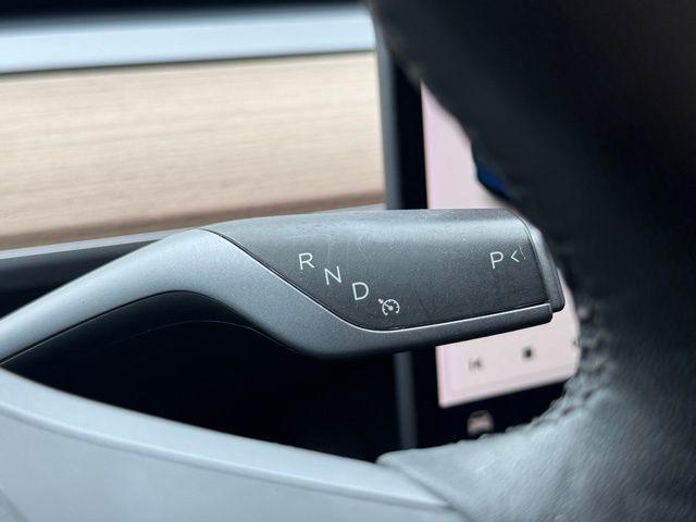Photo of 2021 Deep Blue Metallic Tesla Model Y