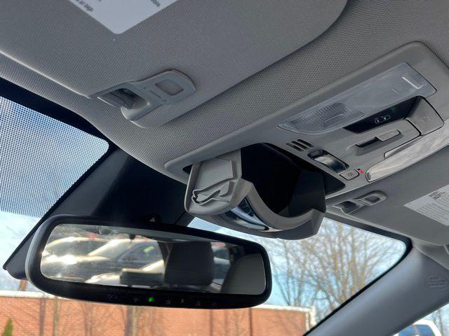 Photo of 2020 Predawn Gray Mica Toyota Sienna