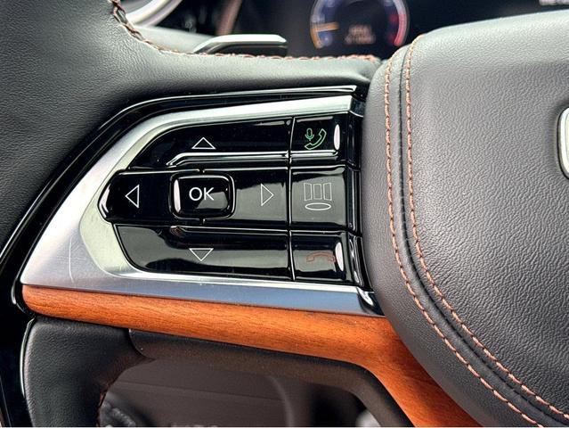 Photo of 2022 Velvet Red Pearlcoat Jeep Grand Cherokee