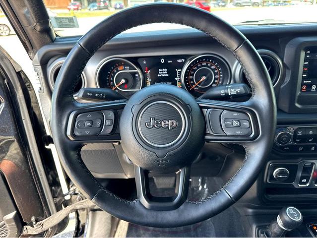Photo of 2023 Black Clearcoat Jeep Wrangler