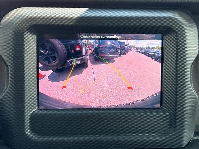 Photo of 2021 Granite Crystal Metallic Clearcoat Jeep Wrangler