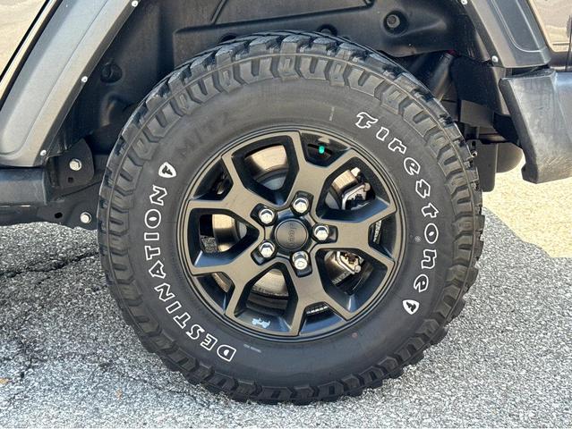 Photo of 2021 Granite Crystal Metallic Clearcoat Jeep Wrangler