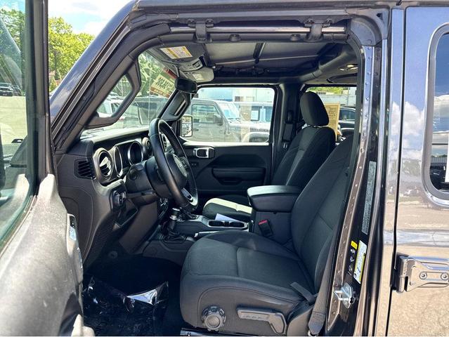 Photo of 2021 Granite Crystal Metallic Clearcoat Jeep Wrangler