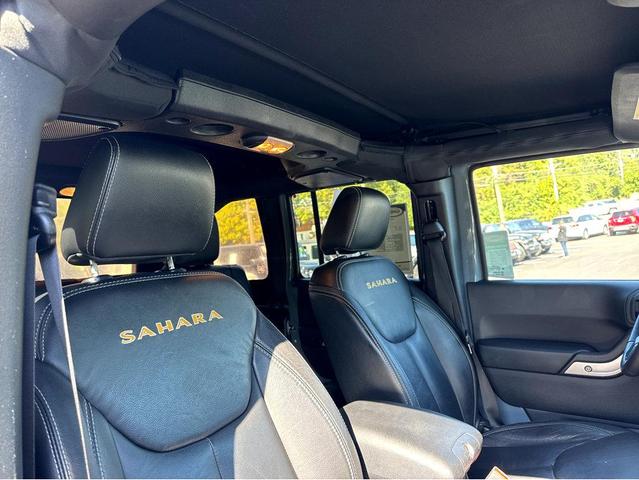 Photo of 2015 Anvil Clearcoat Jeep Wrangler Unlimited
