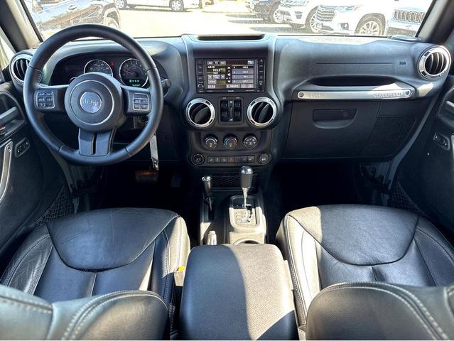 Photo of 2015 Anvil Clearcoat Jeep Wrangler Unlimited