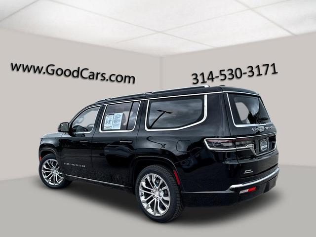 Photo of 2022 Diamond Black Crystal Pearlcoat Jeep Grand Wagoneer
