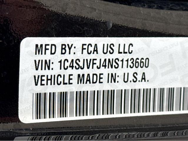 Photo of 2022 Diamond Black Crystal Pearlcoat Jeep Grand Wagoneer