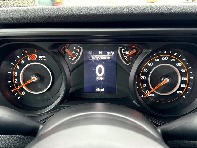 Photo of 2025 Bright White Clearcoat Jeep Wrangler