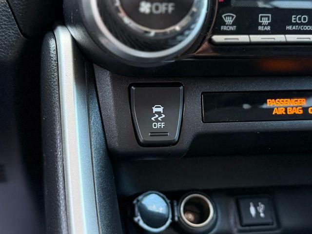 Photo of 2020 Silver Sky Metallic Toyota RAV4 Hybrid