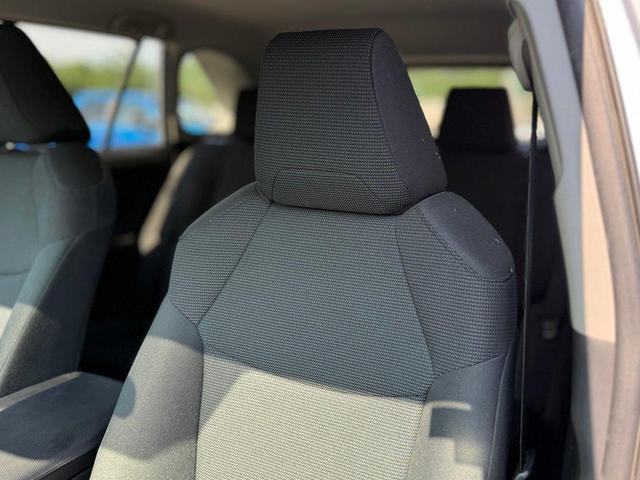 Photo of 2020 Silver Sky Metallic Toyota RAV4 Hybrid