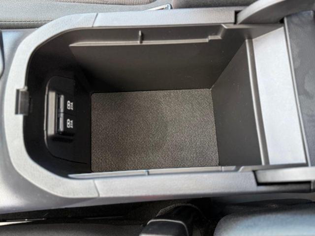 Photo of 2020 Silver Sky Metallic Toyota RAV4 Hybrid