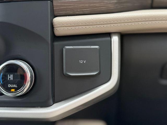 Photo of 2024 White Ford Expedition Max