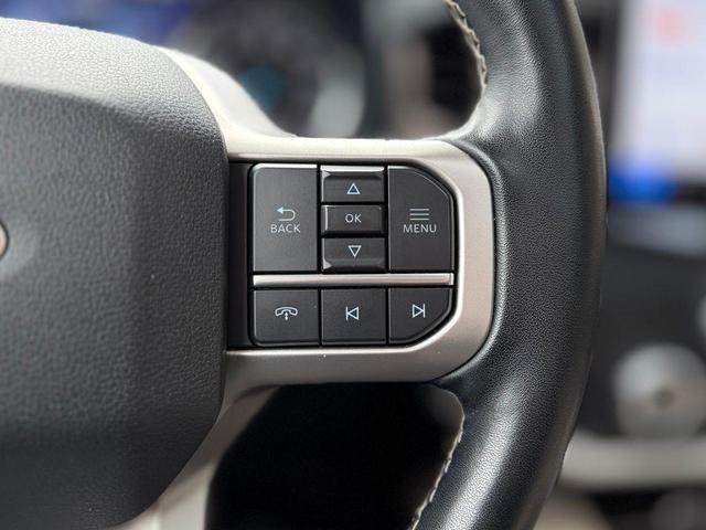Photo of 2024 White Ford Expedition Max