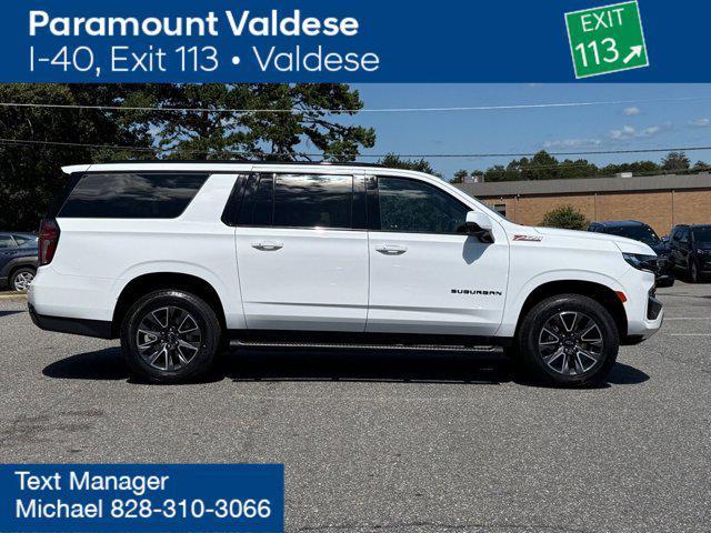 Photo of 2023 Summit White Chevrolet Suburban