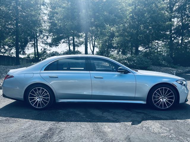 Photo of 2022 Silver Mercedes-Benz S-Class