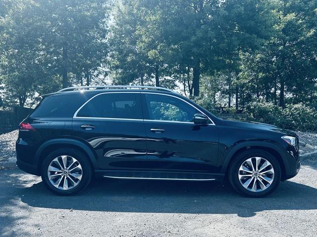 Photo of 2022 Black Mercedes-Benz GLE 350