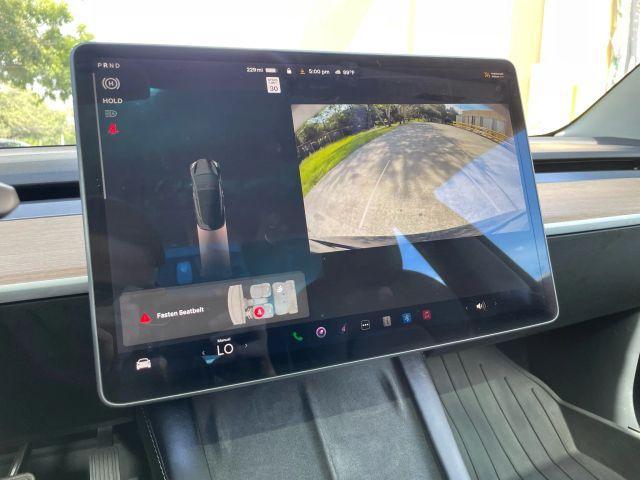 Photo of 2022 Black Tesla Model 3