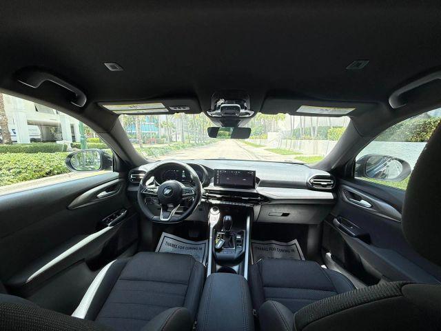Photo of 2024 Black Dodge Hornet