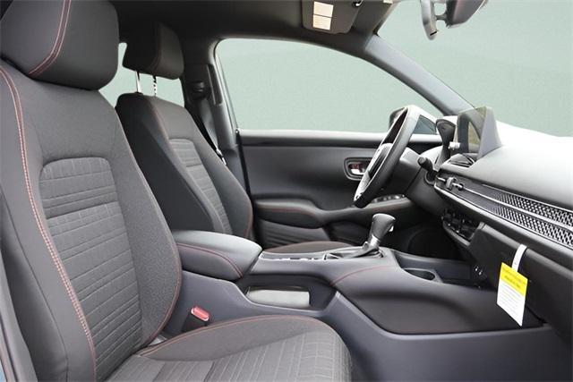 Photo of 2026 Urban Gray Pearl Honda HR-V