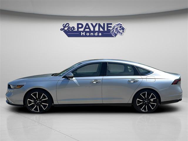 Photo of 2025 Solar Silver Metallic Honda Accord Hybrid