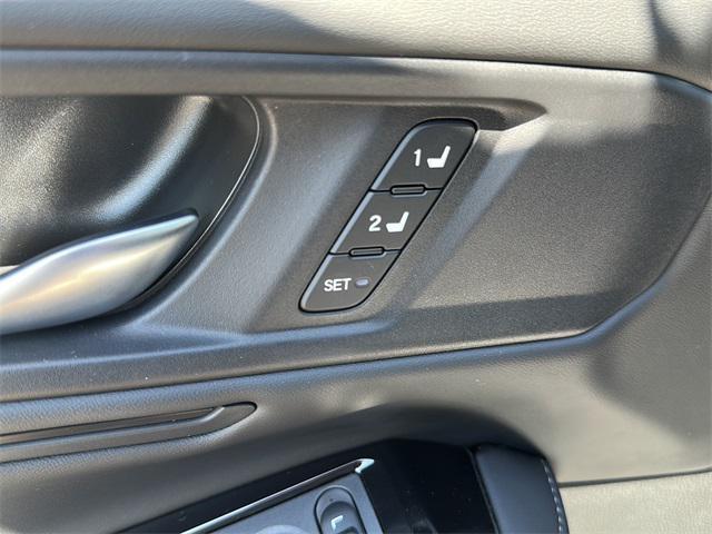 Photo of 2025 Solar Silver Metallic Honda Accord Hybrid