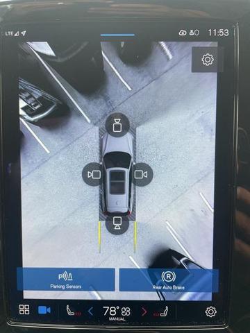 Photo of 2024 Onyx Black Volvo V60 Cross Country