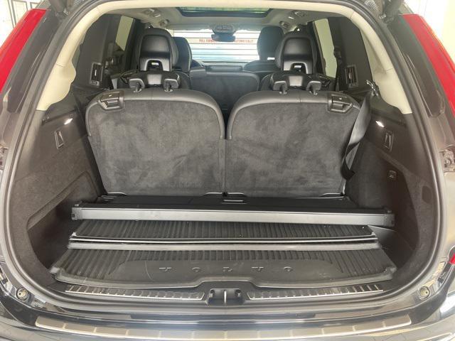 Photo of 2024 Onyx Black Volvo XC90