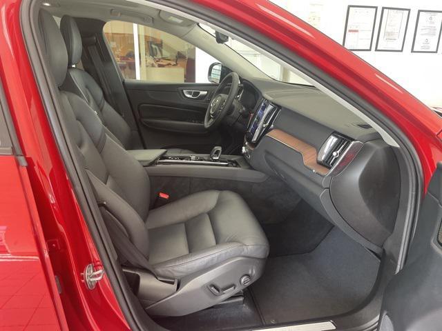 Photo of 2023 Fusion Red Metallic Volvo XC60