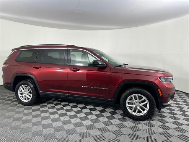 Photo of 2021 Velvet Red Pearlcoat Jeep Grand Cherokee L
