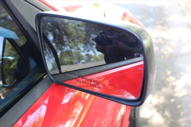 Photo of 2007 Torch Red Ford Mustang