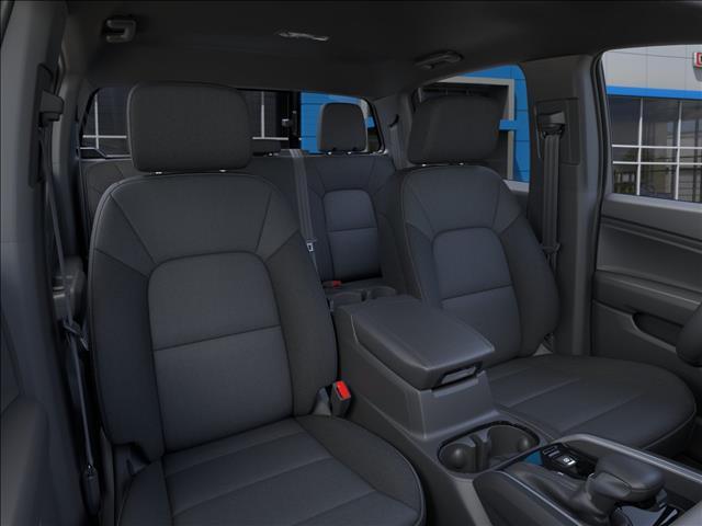 Photo of 2025 Summit White Chevrolet Colorado