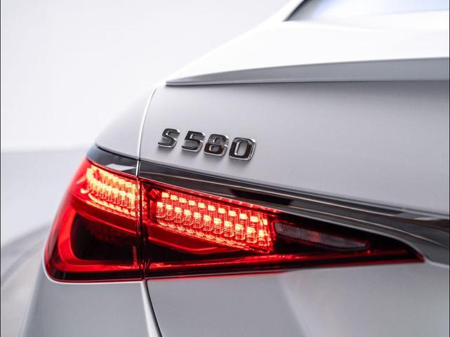 Photo of 2024 Moonlight White Mercedes-Benz S-Class