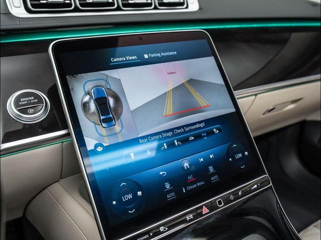 Photo of 2024 Moonlight White Mercedes-Benz S-Class