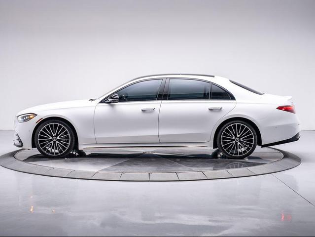 Photo of 2024 Moonlight White Mercedes-Benz S-Class