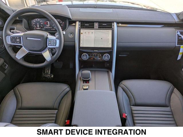 Photo of 2025 Santorini Black Land Rover Discovery